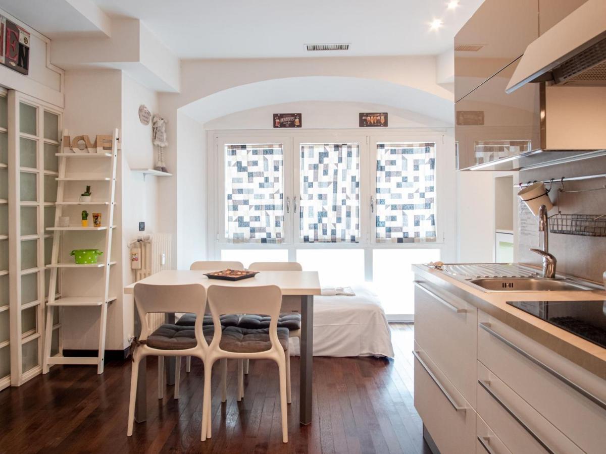 The Best Rent - Modern Duomo Apartment Milano Exteriör bild