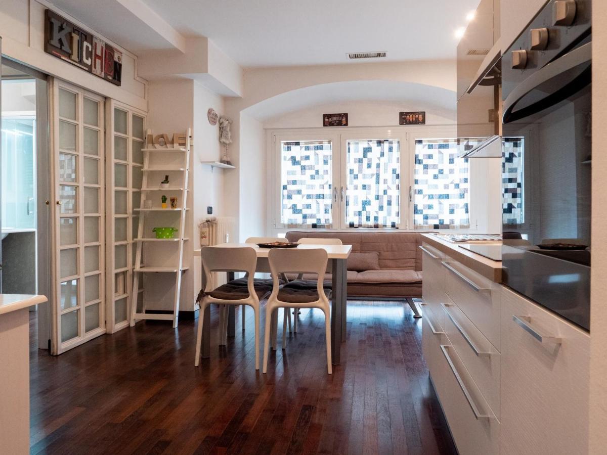 The Best Rent - Modern Duomo Apartment Milano Exteriör bild