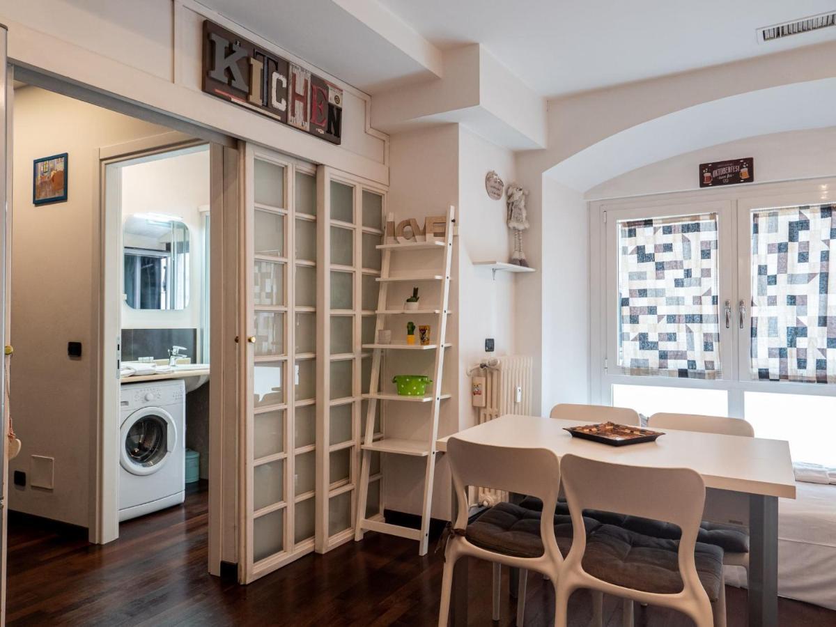 The Best Rent - Modern Duomo Apartment Milano Exteriör bild